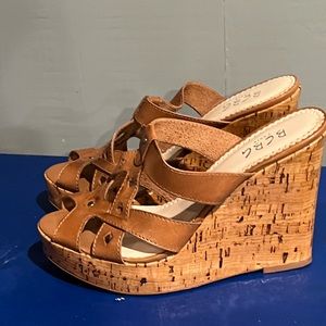 Bcbg Paris platform wedge sandals- size 6